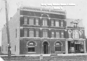 Bretch Building (811 Main) and Newton Cornice & Tin Works (815 Main) in 1910